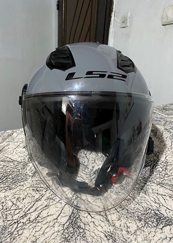 Gri LS2 Motosiklet Kaskı - Görsel 2