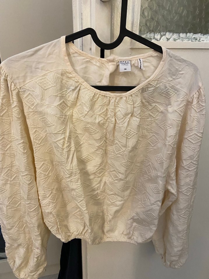 Nakışlı, Düğmeli ekru gömlek - Görsel 4