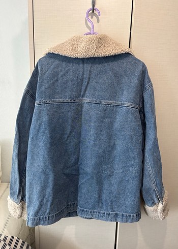 46 Beden Peluş Detaylı Mavi Kadın Denim Ceket