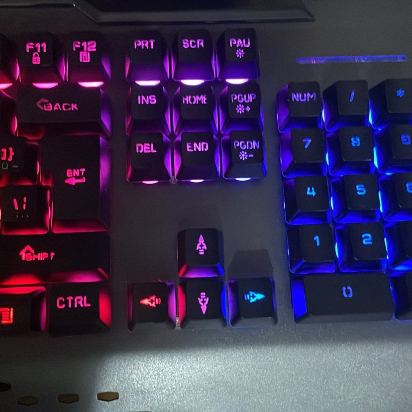 RAMPAGE Çok Renkli Işıklı Mekanik Klavye - Görsel 3