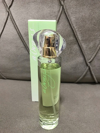 Avon parfüm