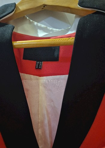 38 Beden Kısa Kesim Nar çiçeği Kadın Blazer Ceket