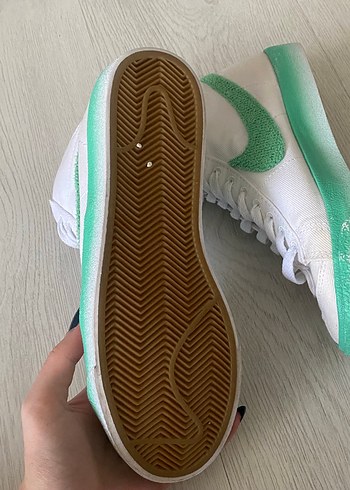 37,5 Beden beyaz Renk nike blazer