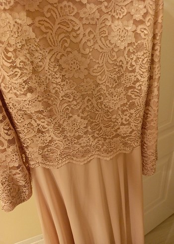 Dantel Detaylı Uzun Kollu Bej Nişan Elbisesi - Görsel 3