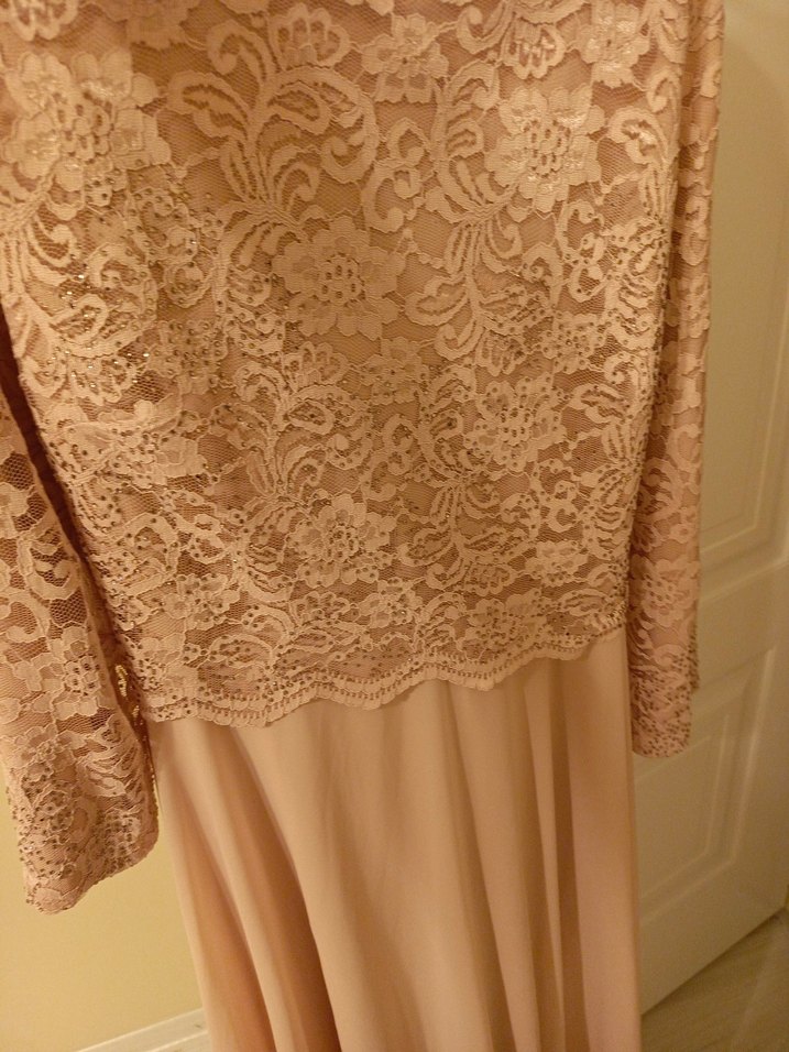 Dantel Detaylı Uzun Kollu Bej Nişan Elbisesi - Görsel 3