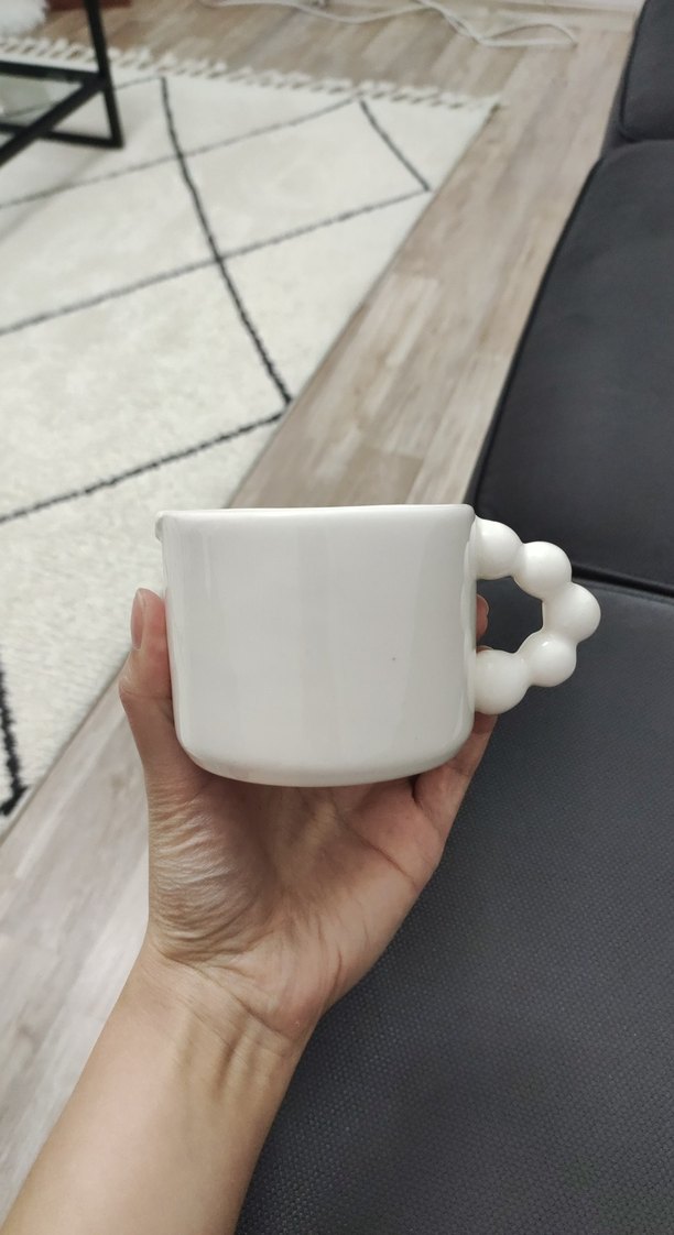 Beyaz Ev Figürlü el yapımı Seramik Kupa - Görsel 5