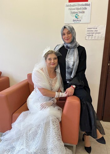 40 Beden beyaz Renk Modern Klasik Beyaz A Kesim Gelinlik