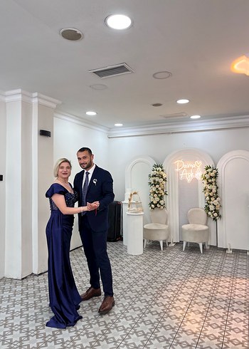 xl Beden Parlak Lacivert Drapeli Uzun Abiye Elbise
