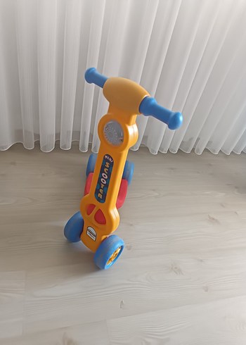 Diğer Renkli Sarı Çocuk Scooterı