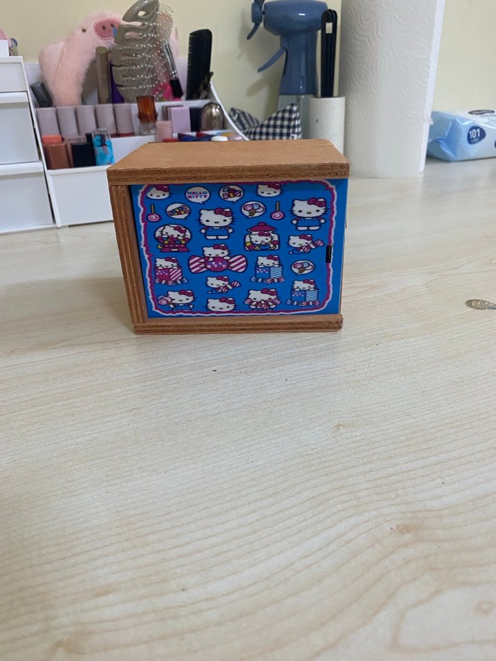 Hello Kitty Baskılı Mavi Seramik Kupa - Görsel 3