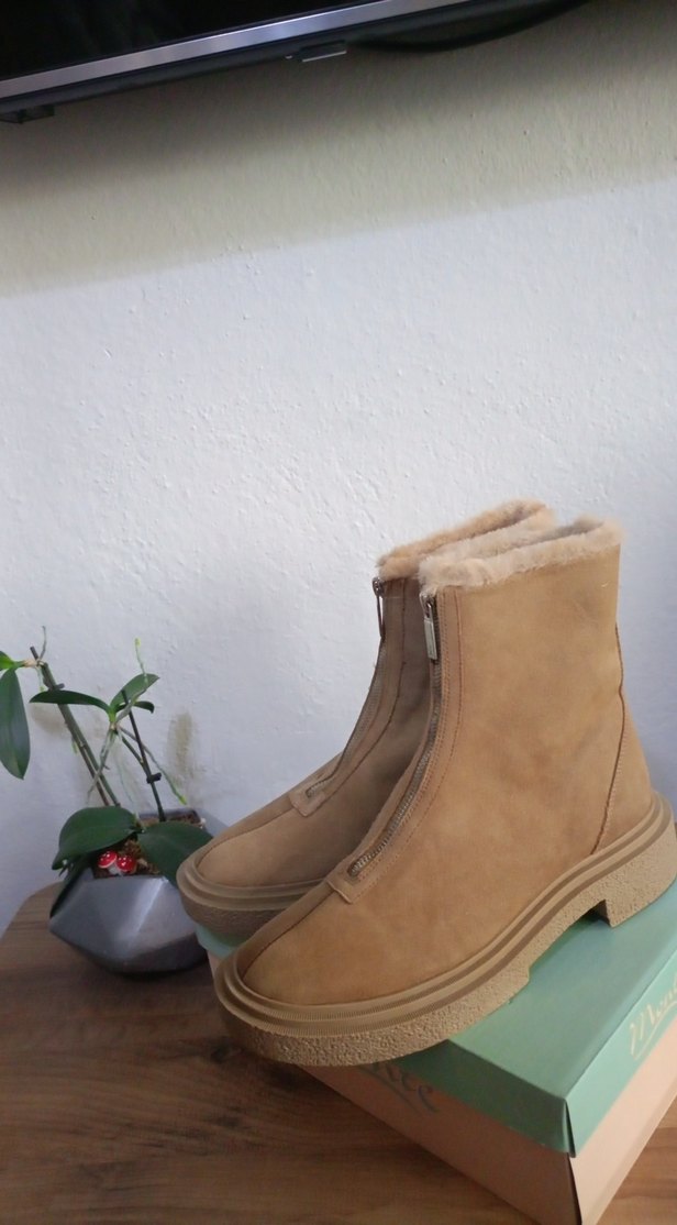 Bej Süet Fermuarlı Kadın Dolgu Topuk Bot - Görsel 4