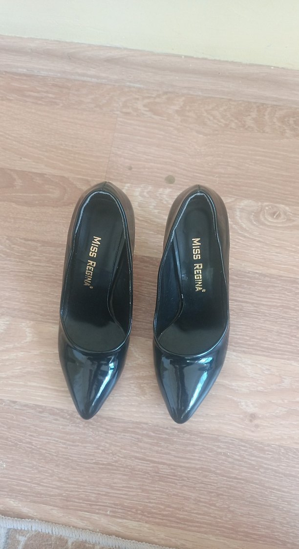 Parlak Siyah Rugan Stiletto Topuklu Kadın Ayakkabı - Görsel 3