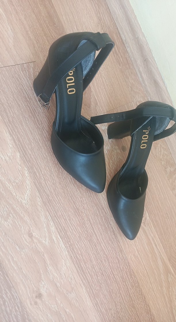 Siyah Stiletto Topuklu Tokalı Kadın Ayakkabı - Görsel 2