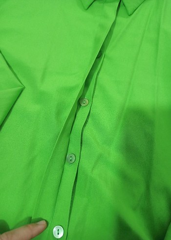 Gizli patlı Düğmeli Yeşil Kadın Gömlek - Görsel 3