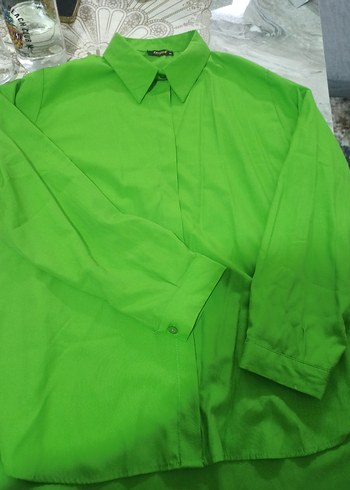 Gizli patlı Düğmeli Yeşil Kadın Gömlek - Görsel 4