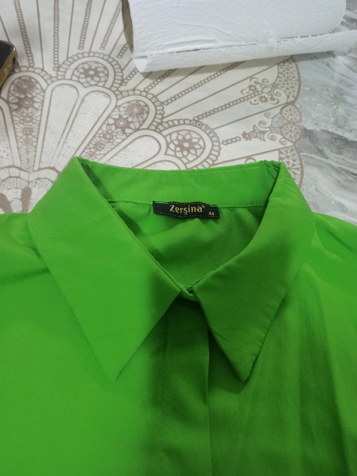 Gizli patlı Düğmeli Yeşil Kadın Gömlek - Görsel 5