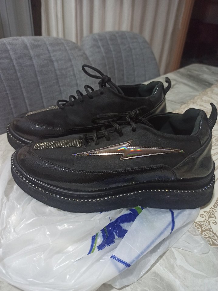 Siyah Spor Ayakkabı - Görsel 2