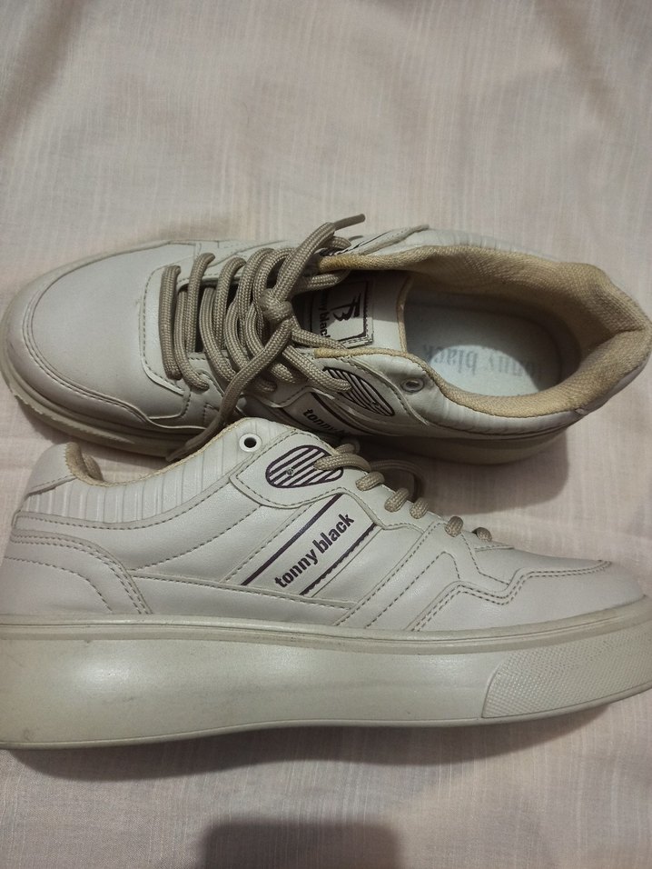 Bej Bağcıklı Spor Ayakkabı - Görsel 2