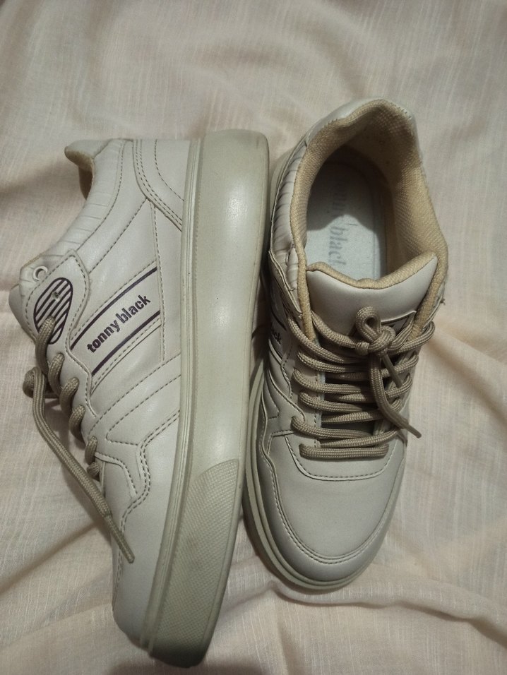 Bej Bağcıklı Spor Ayakkabı - Görsel 3