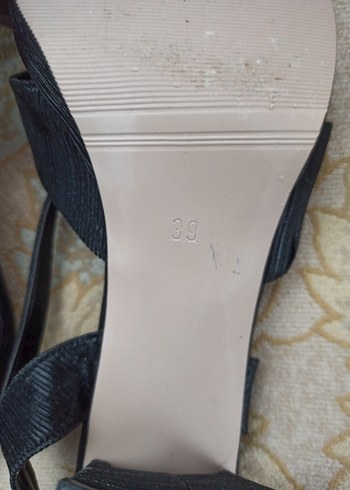 Topuklu ayakkabı - Görsel 3