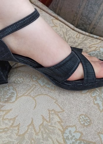 Topuklu ayakkabı - Görsel 6