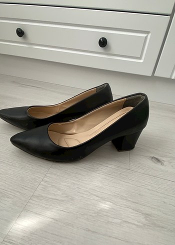 Siyah Stiletto