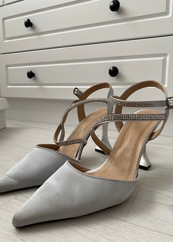 Gri Stiletto Topuklu Kadın Abiye Ayakkabı
