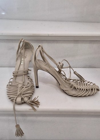 40 Beden Bej Deri Stiletto Topuklu Kadın Ayakkabı