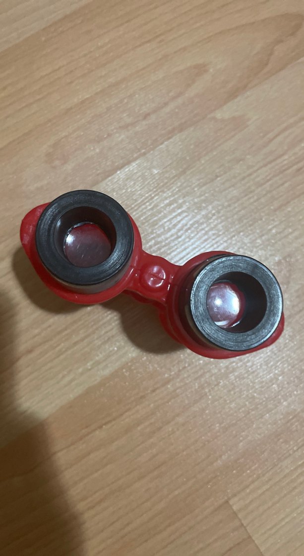 Kırmızı Renkli Dürbün Oyuncak - Görsel 2