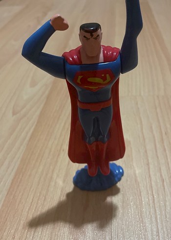 Renkli Mavi Superman Figürü