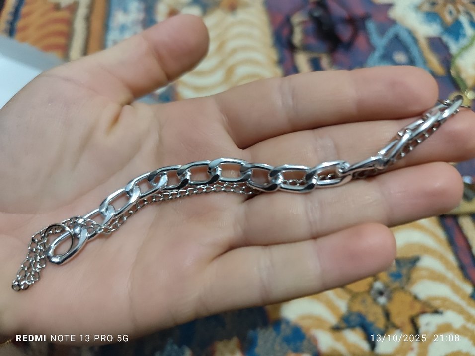 Gri Zincir Detaylı Kadın El Zinciri - Görsel 3