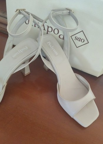 Bej Klasik Kadın Topuklu Ayakkabı - Görsel 8