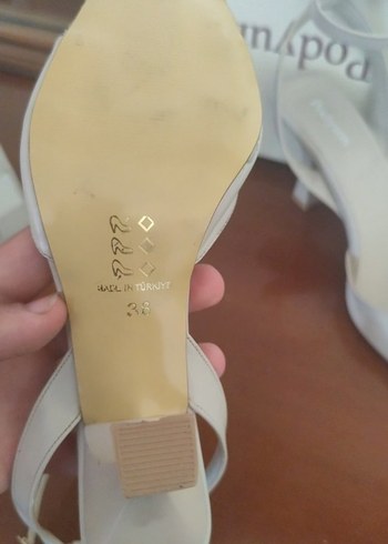 Bej Klasik Kadın Topuklu Ayakkabı - Görsel 4