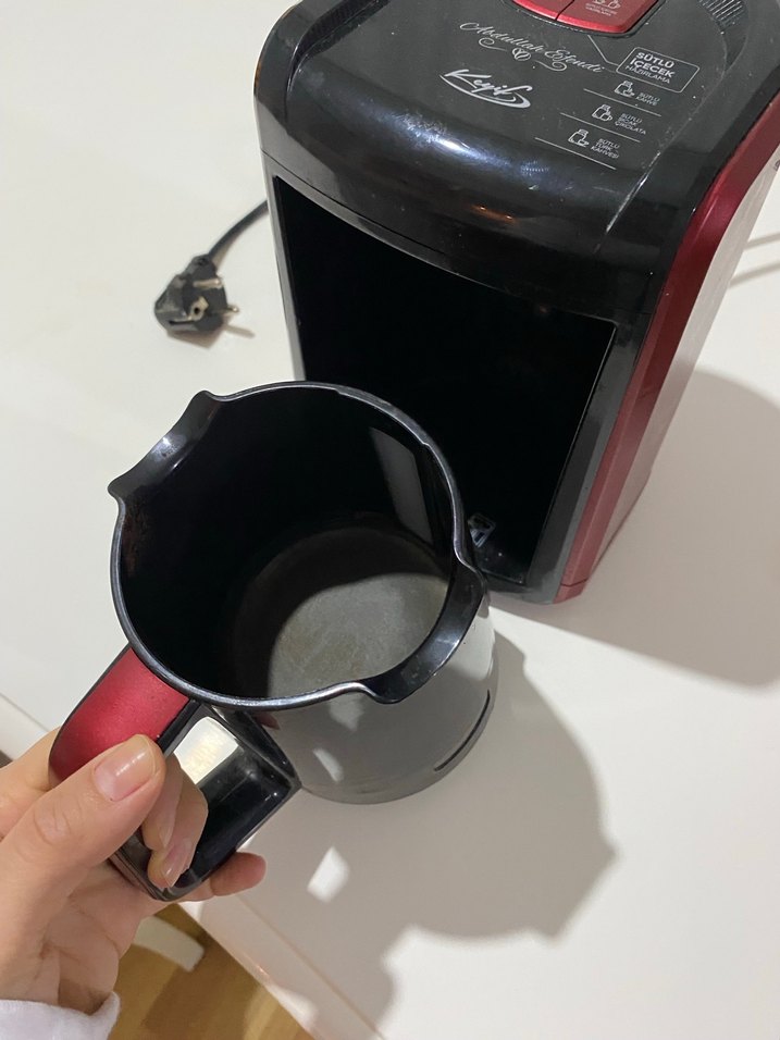 Kırmızı Kahve Makinesi - Görsel 4