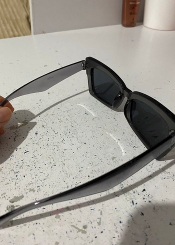 Şeffaf Gri Gotik Kadın Güneş Gözlüğü - Görsel 2