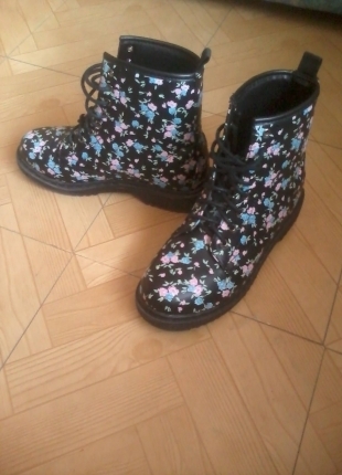  Tally Weijl