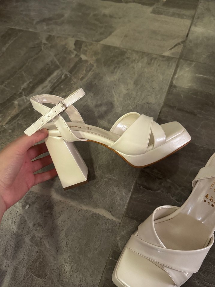 Beyaz Platform Topuklu Kadın Abiye Ayakkabı - Görsel 4
