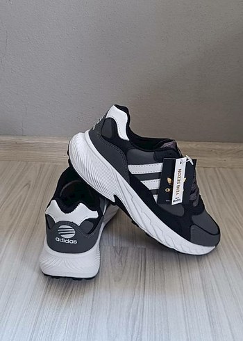 Gri Erkek Spor Ayakkabı Bağcıklı