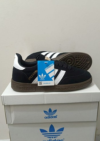 Adidas 39