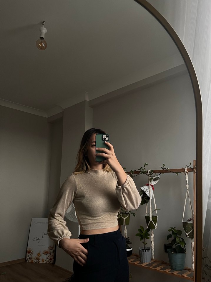 Bej Yüksek Yakalı Kadın Triko Bluz - Görsel 3