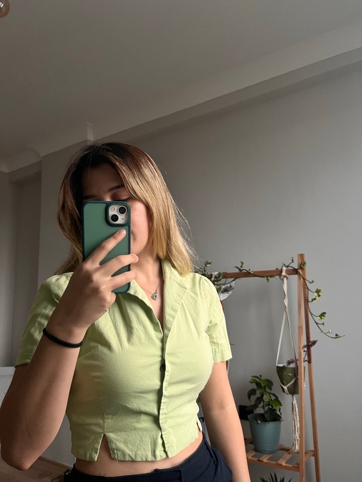 Kısa Kollu Yeşil Kadın Gömlek - Görsel 2