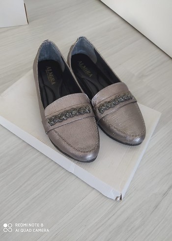 Bej Yılan Desenli Tokalı Kadın Babet - Görsel 2