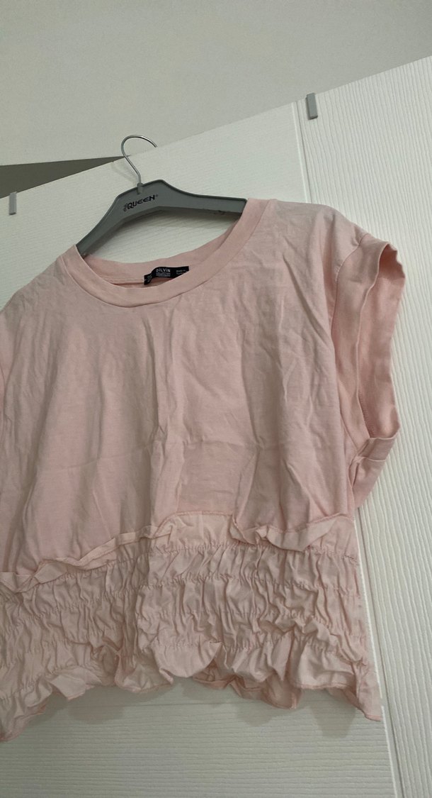 Pembe Keten Kısa Kollu Fırfırlı Kadın Bluz - Görsel 3