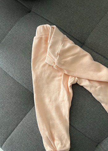 Kız Bebek Bej Rahat Kesim Eşofman Altı - Görsel 3