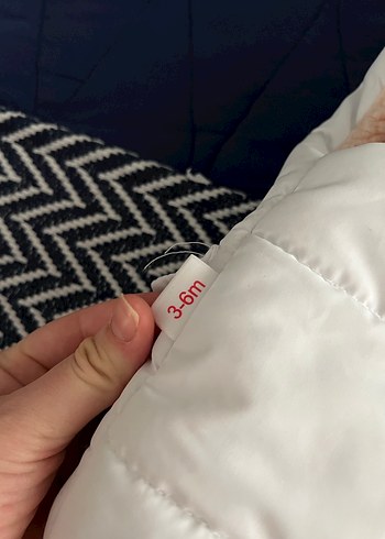 Kız Çocuk Kapüşonlu İçi Kürklü Şişme Yelek - Görsel 6