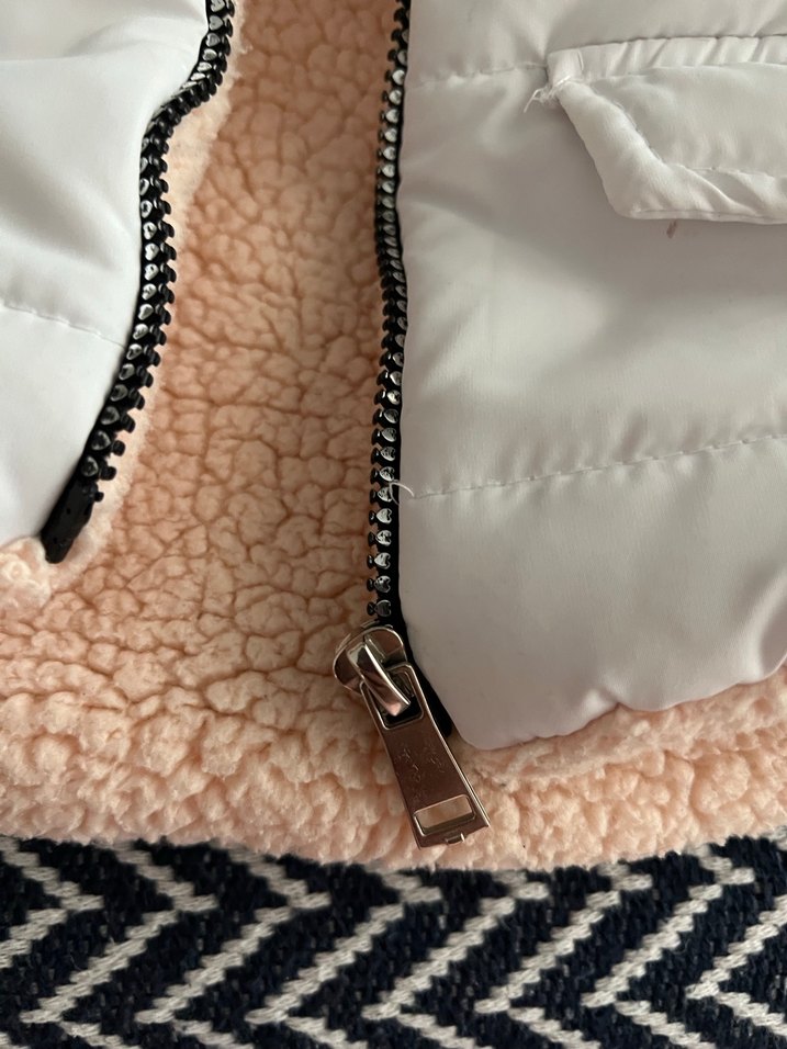 Kız Çocuk Kapüşonlu İçi Kürklü Şişme Yelek - Görsel 4