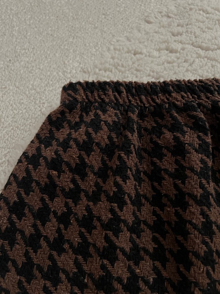 Kahverengi Ekose Örgü Kız Bebek Etek - Görsel 2