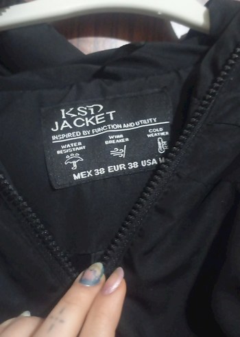 Siyah Kışlık Mont - Görsel 4