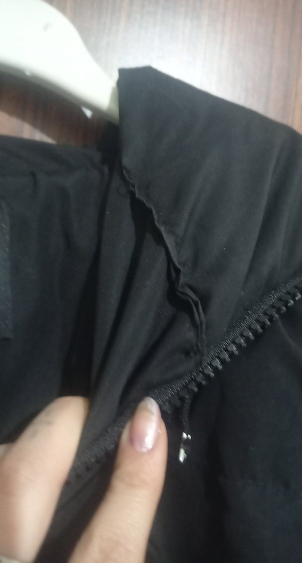 Siyah Kışlık Mont - Görsel 2