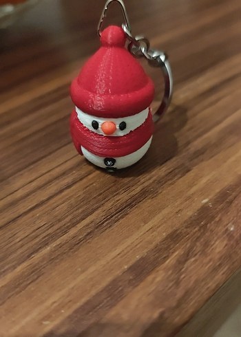 Kırmızı Püsküllü Kadın Anahtarlık - Görsel 3